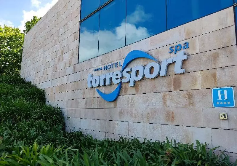 فندق Torresport