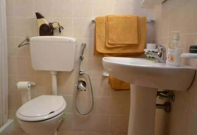 Majatalo Jolly House Bolognetta