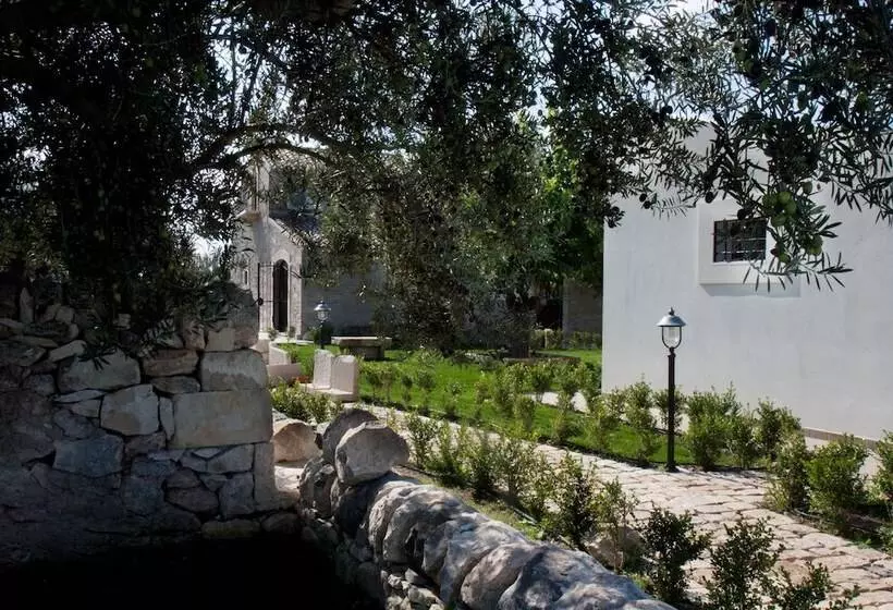 田舎風ホテル Serravalle Relais & Country Villa