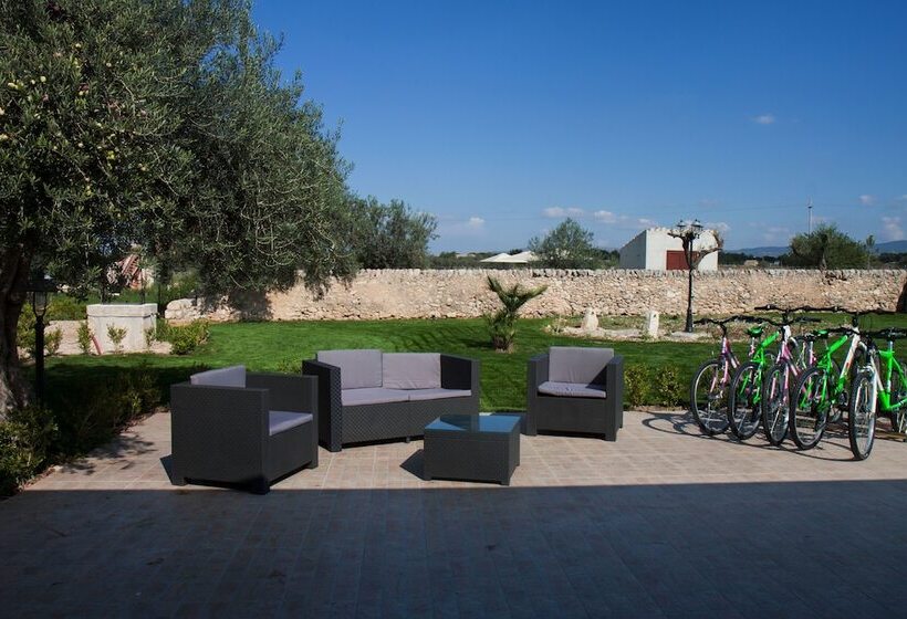 בית מלון כפרי Serravalle Relais & Country Villa