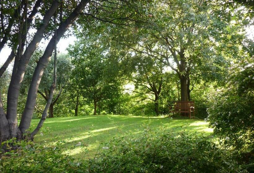 ベッドアンドブレックファースト Al Cantico