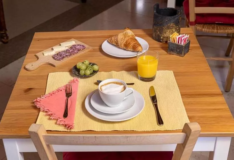 Aamiaismajoitus (B&B) Al Cantico