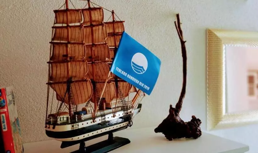 ベッドアンドブレックファースト La Perla Del Sud