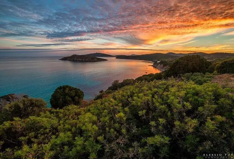 ベッドアンドブレックファースト La Perla Del Sud