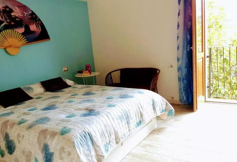 ベッドアンドブレックファースト La Perla Del Sud