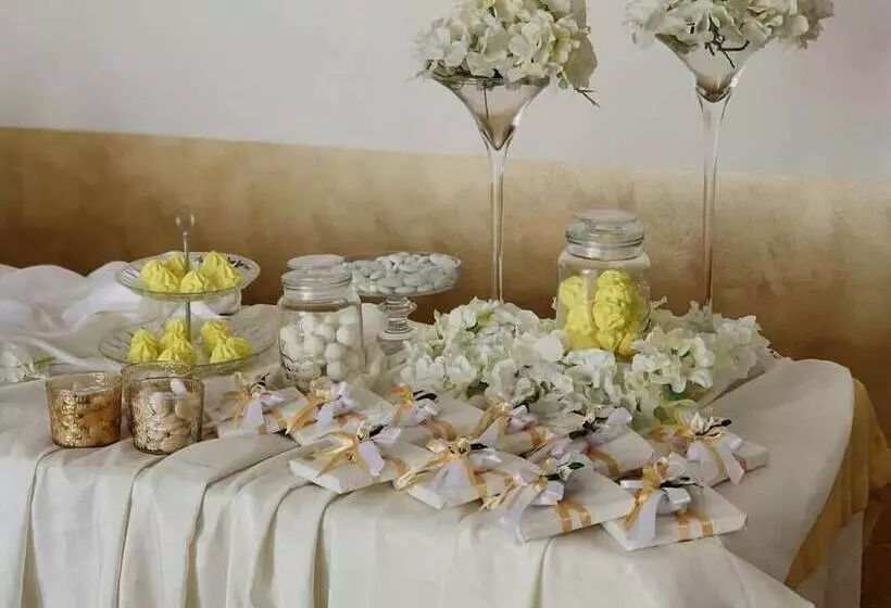 Hostelli La Pergola Resort
