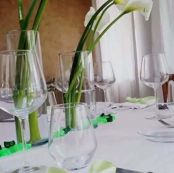 Hostelli La Pergola Resort