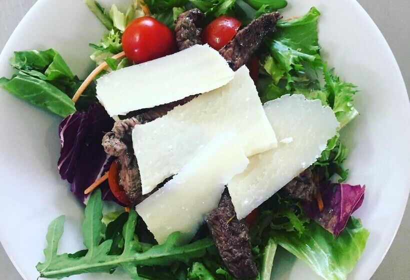 فندق فئة نجمة واحدة La Pergola Resort