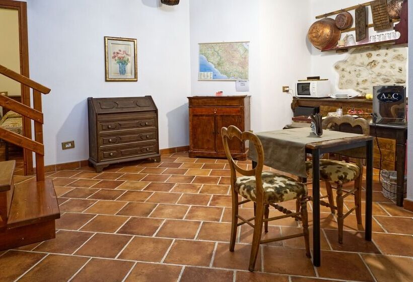 La Rupe Bed And Breakfast