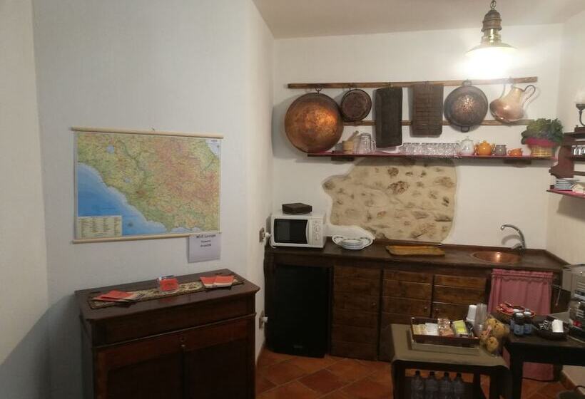 La Rupe Bed And Breakfast