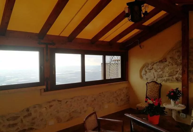 La Rupe Bed And Breakfast