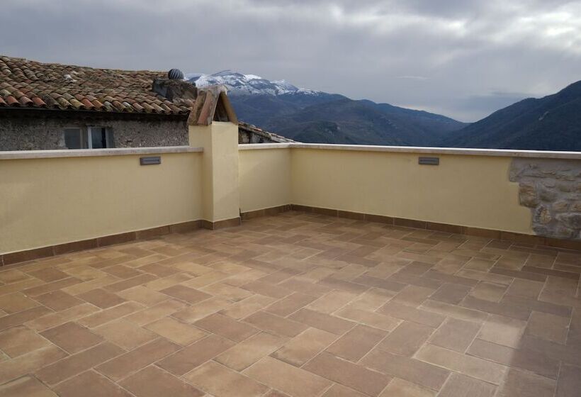 La Rupe Bed And Breakfast