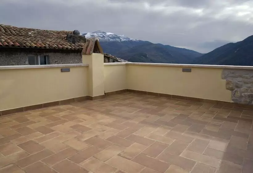 La Rupe Bed And Breakfast