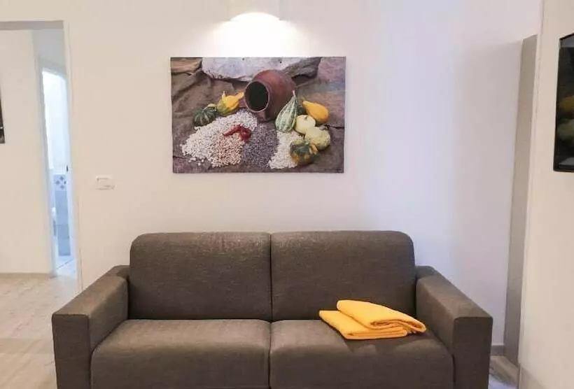 ペンション Ailanthus Holiday Suites