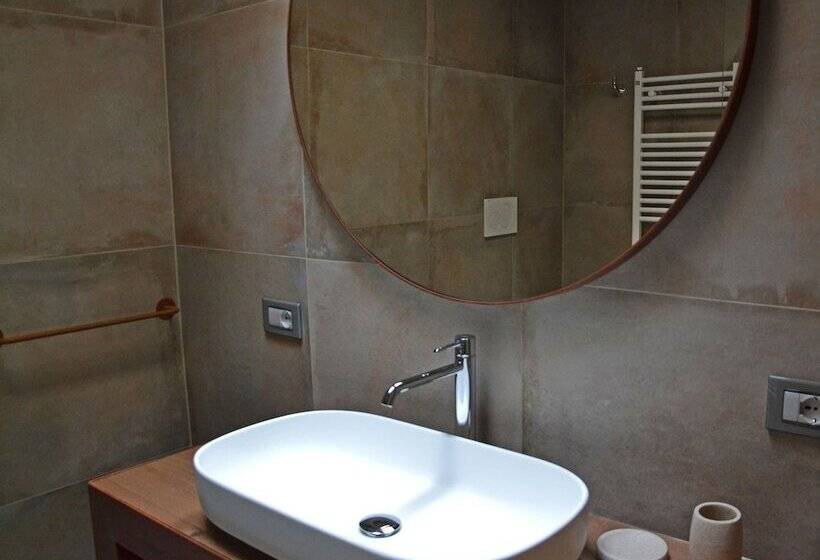 بنسيون Cobue Wine Resort & Spa