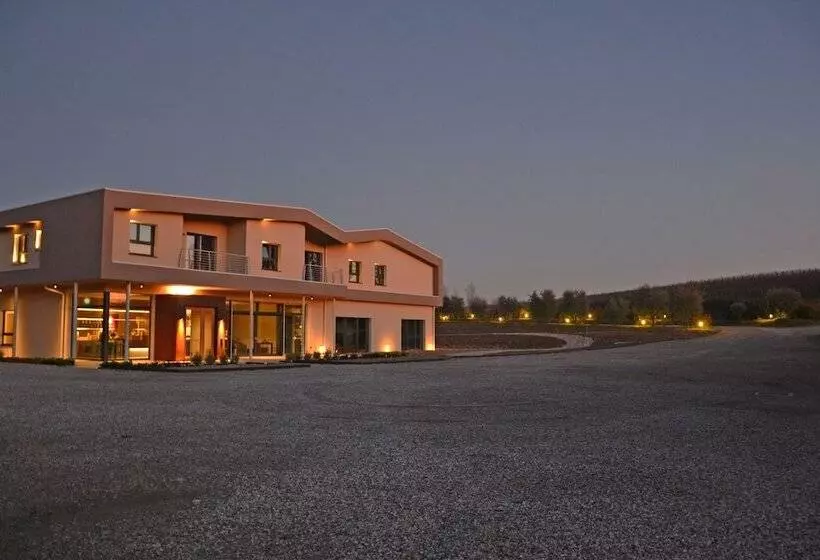 ペンション Cobue Wine Resort & Spa
