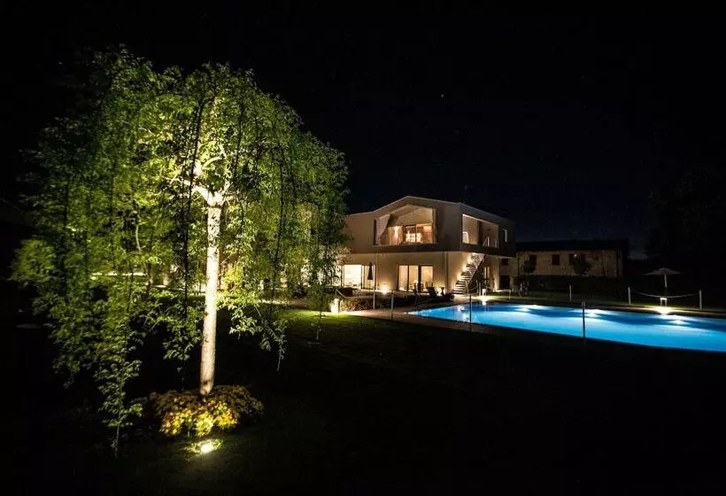 ペンション Cobue Wine Resort & Spa