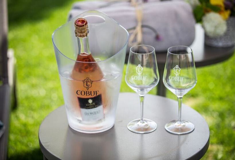 بنسيون Cobue Wine Resort & Spa