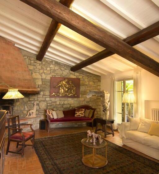 پانسیون Il Monasteraccio