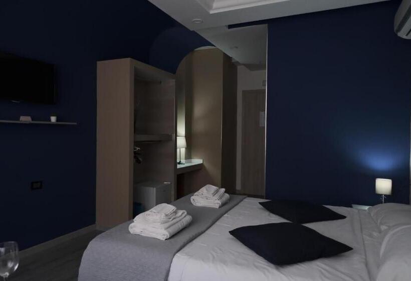 پانسیون Royalty Rooms & Spa