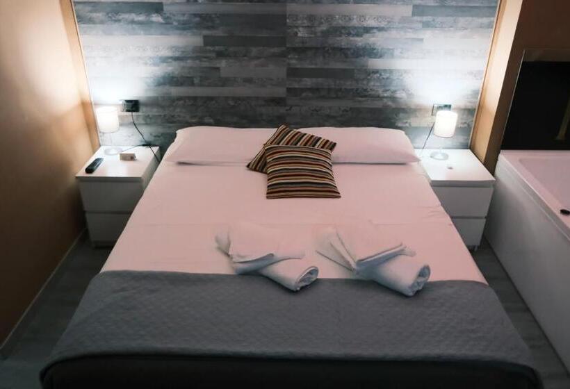 پانسیون Royalty Rooms & Spa