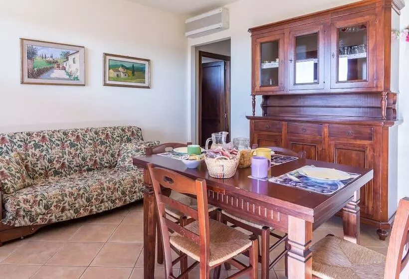 田舎風ホテル Borgo Campetroso