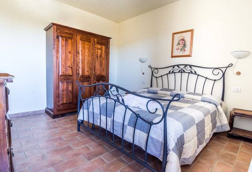 בית מלון כפרי Borgo Campetroso