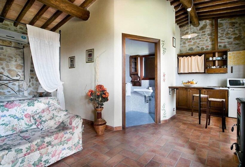 בית מלון כפרי Borgo Campetroso