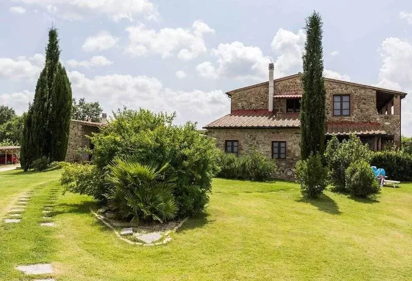 田舎風ホテル Borgo Campetroso