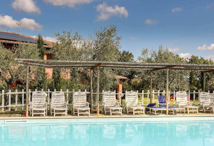 בית מלון כפרי Borgo Campetroso