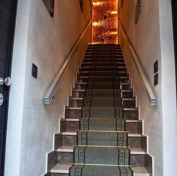 ベッドアンドブレックファースト Albagio