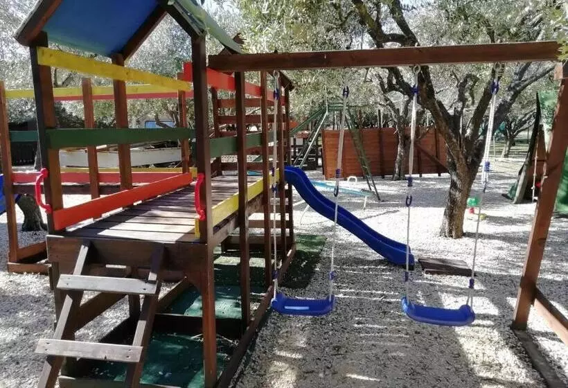 تختخواب و صبحانه Casadolcecasalatina