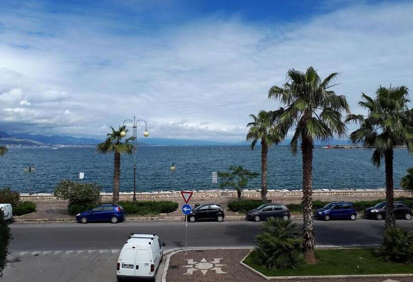 تختخواب و صبحانه Il Granello Di Sabbia