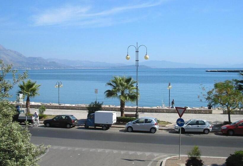 تختخواب و صبحانه Il Granello Di Sabbia