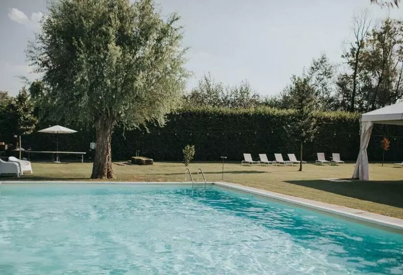 La Scuderia Charming Rooms B&b