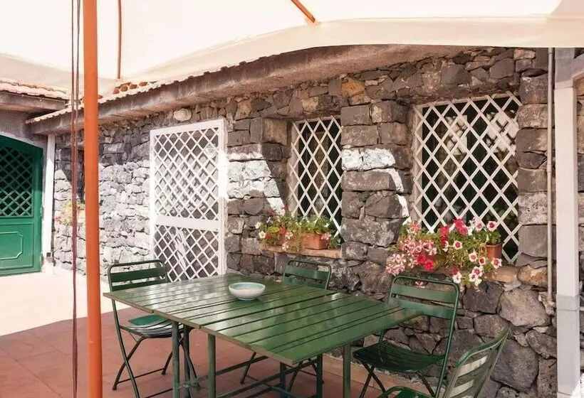 Hostelli Villa Con Giardino Vicino Al Mare