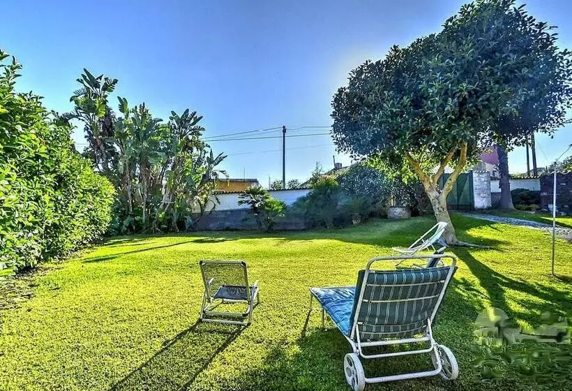 Hostelli Villa Con Giardino Vicino Al Mare