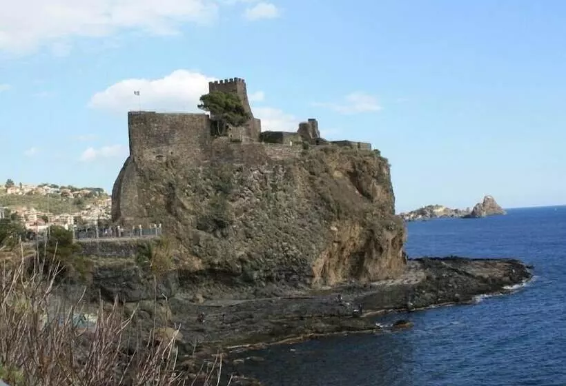 Hostelli Villa Con Giardino Vicino Al Mare