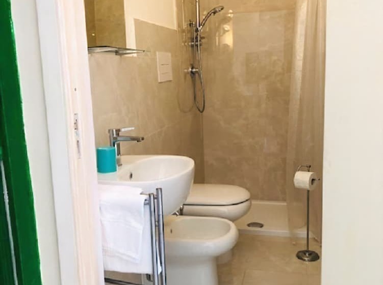 פנסיון B&b Abaton