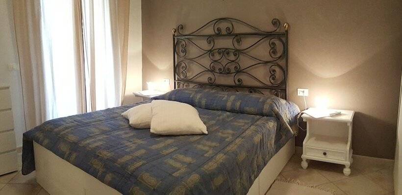 膳宿费 Flowerhouse