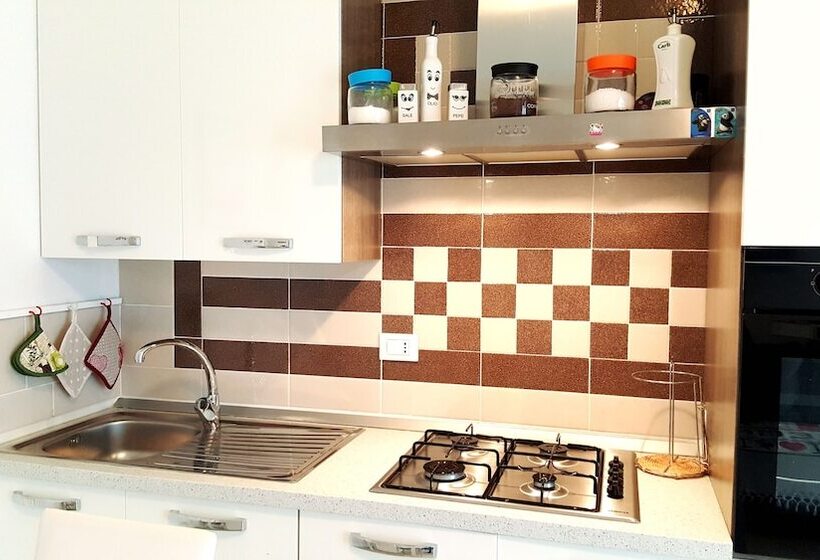 膳宿费 Flowerhouse