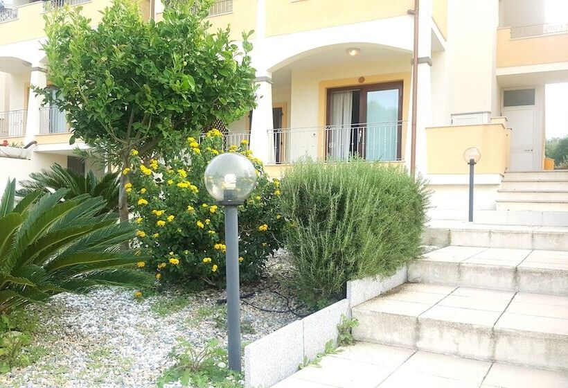 膳宿费 Flowerhouse