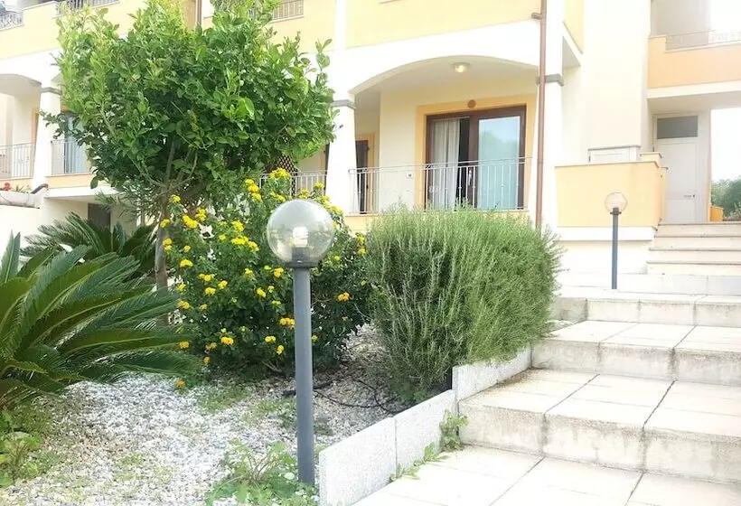 ペンション Flowerhouse