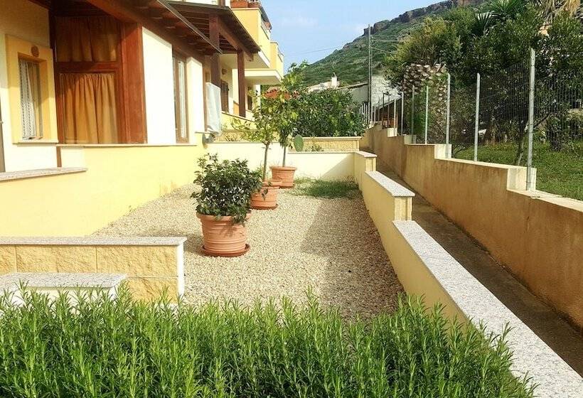 膳宿费 Flowerhouse