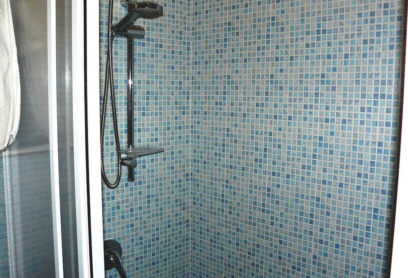 بنسيون La Viuzza