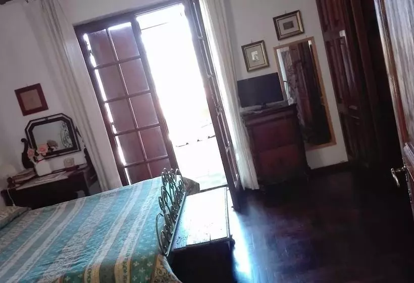 پانسیون Le Acacie Felici B&b