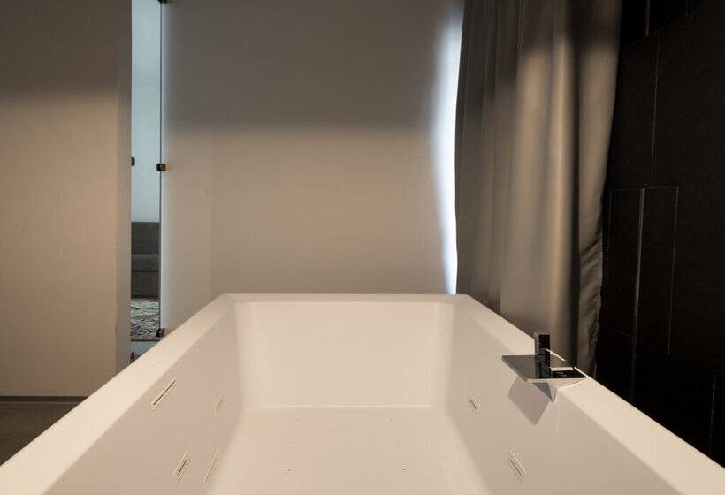 Alkamuri Posh Hotel E Spa