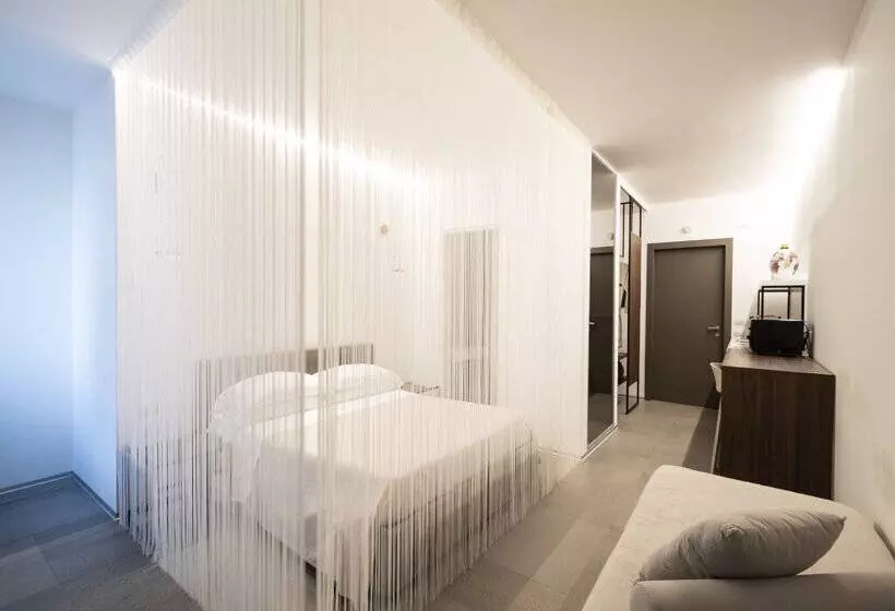 Alkamuri Posh Hotel E Spa