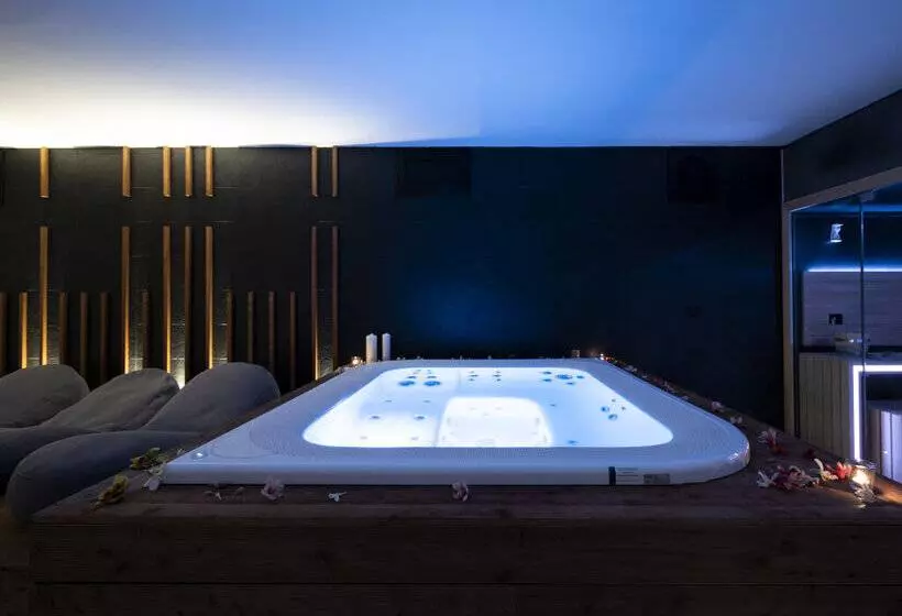 Alkamuri Posh Hotel E Spa