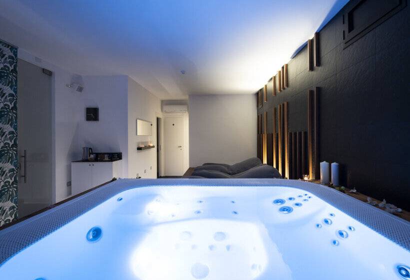 Alkamuri Posh Hotel E Spa